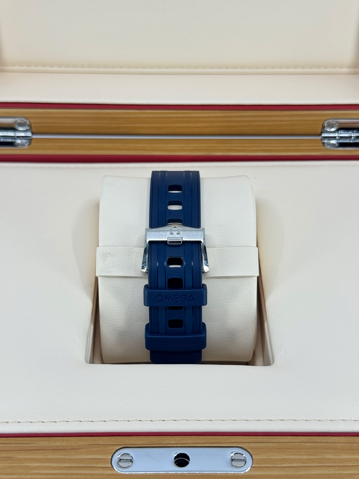 Omega Seamaster Professional Diver 300M, 42mm, Stainless Steel, Summer Blue, Ref# 210.32.42.20.03.002, dated 2026
