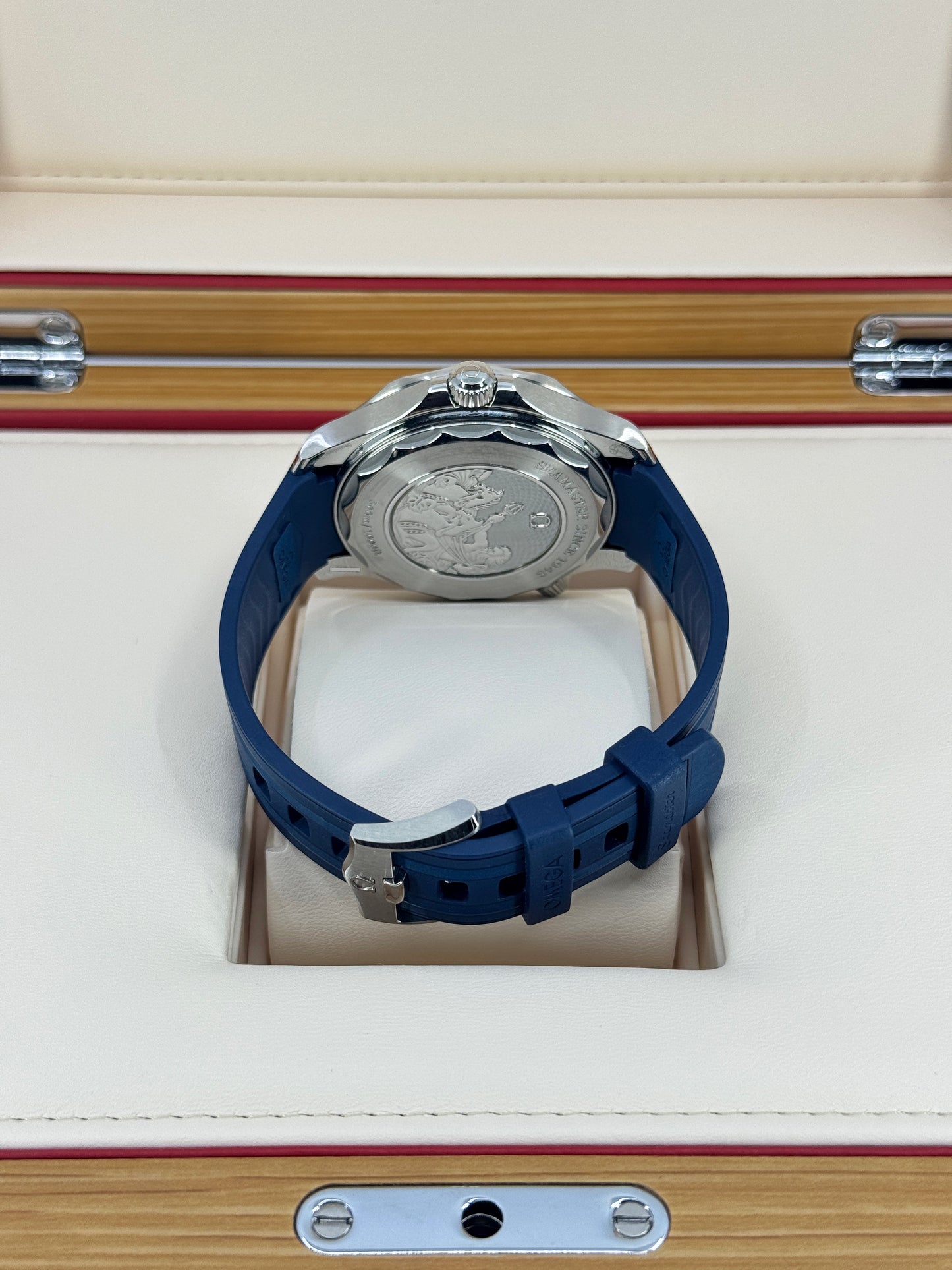 Omega Seamaster Professional Diver 300M, 42mm, Stainless Steel, Summer Blue, Ref# 210.32.42.20.03.002, dated 2026