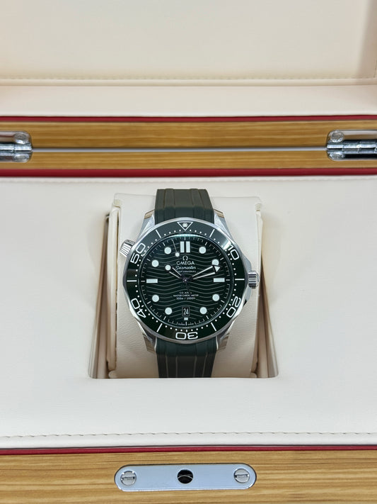 Omega Seamaster Professional Diver 300M, 42mm, Stainless Steel, Green, Ref# 210.32.42.20.10.001, dated 2026