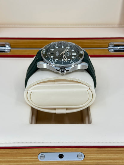 Omega Seamaster Professional Diver 300M, 42mm, Stainless Steel, Green, Ref# 210.32.42.20.10.001, dated 2026