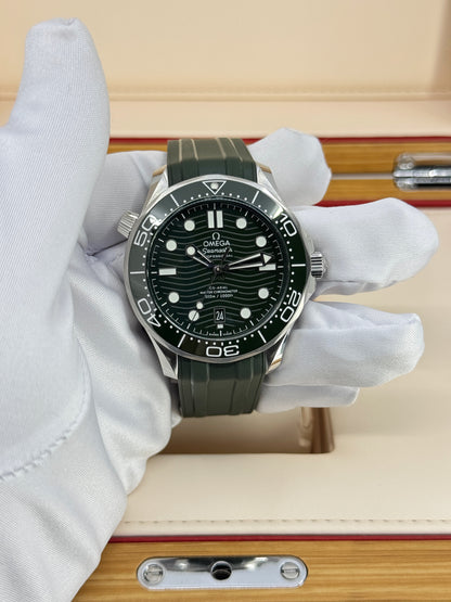 Omega Seamaster Professional Diver 300M, 42mm, Stainless Steel, Green, Ref# 210.32.42.20.10.001, dated 2026