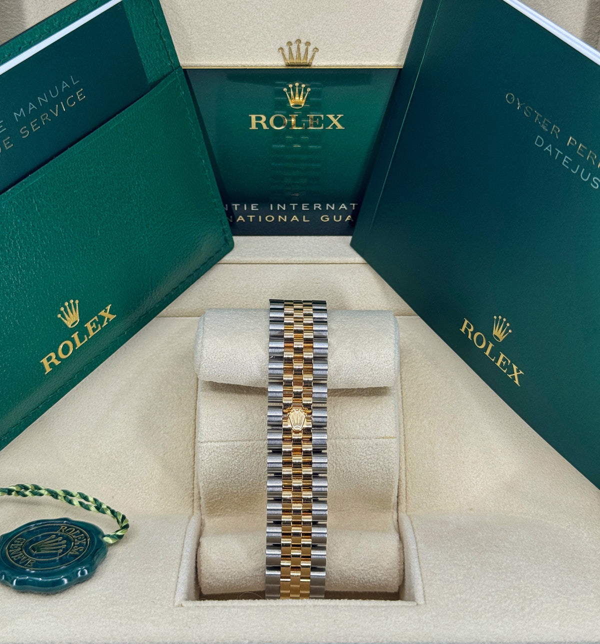 Rolex Datejust 31mm, 18k YG & Stainless Steel, Champagne Diamond, Jubilee, Ref# 278273-0026, dated 2026
