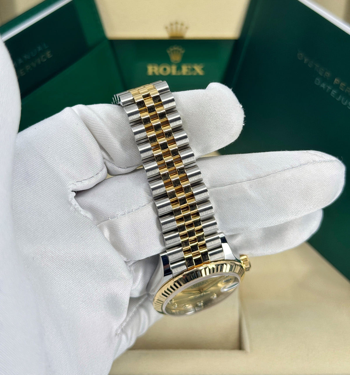 Rolex Datejust 31mm, 18k YG & Stainless Steel, Champagne Diamond, Jubilee, Ref# 278273-0026, dated 2026