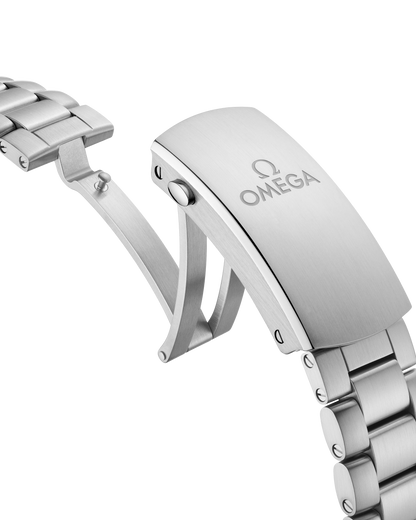 Omega Seamaster Planet Ocean 600M, 43.5mm, Stainless Steel, White, Ref# 215.30.44.21.04.001, dated 2026