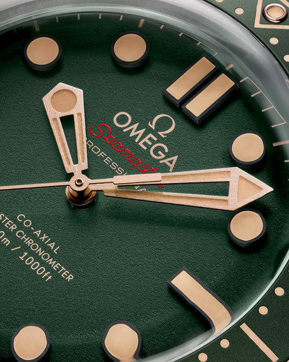 Omega Seamaster Diver 300M, 42mm, Titanium & Bronze Gold, Green, Ref# 210.90.42.20.10.001, dated 2026